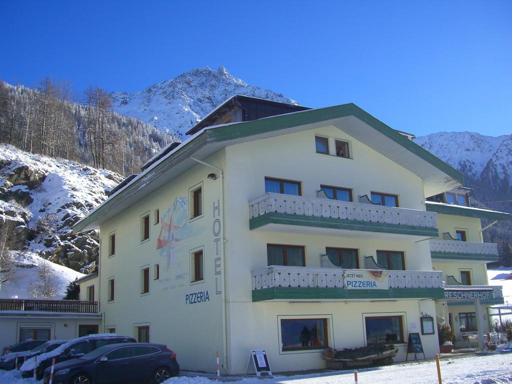 Bed and Breakfast Reschnerhof Resia Exterior foto